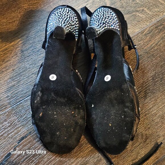 TT damcewear dance shoes gently| worn " - Picture 4 of 7